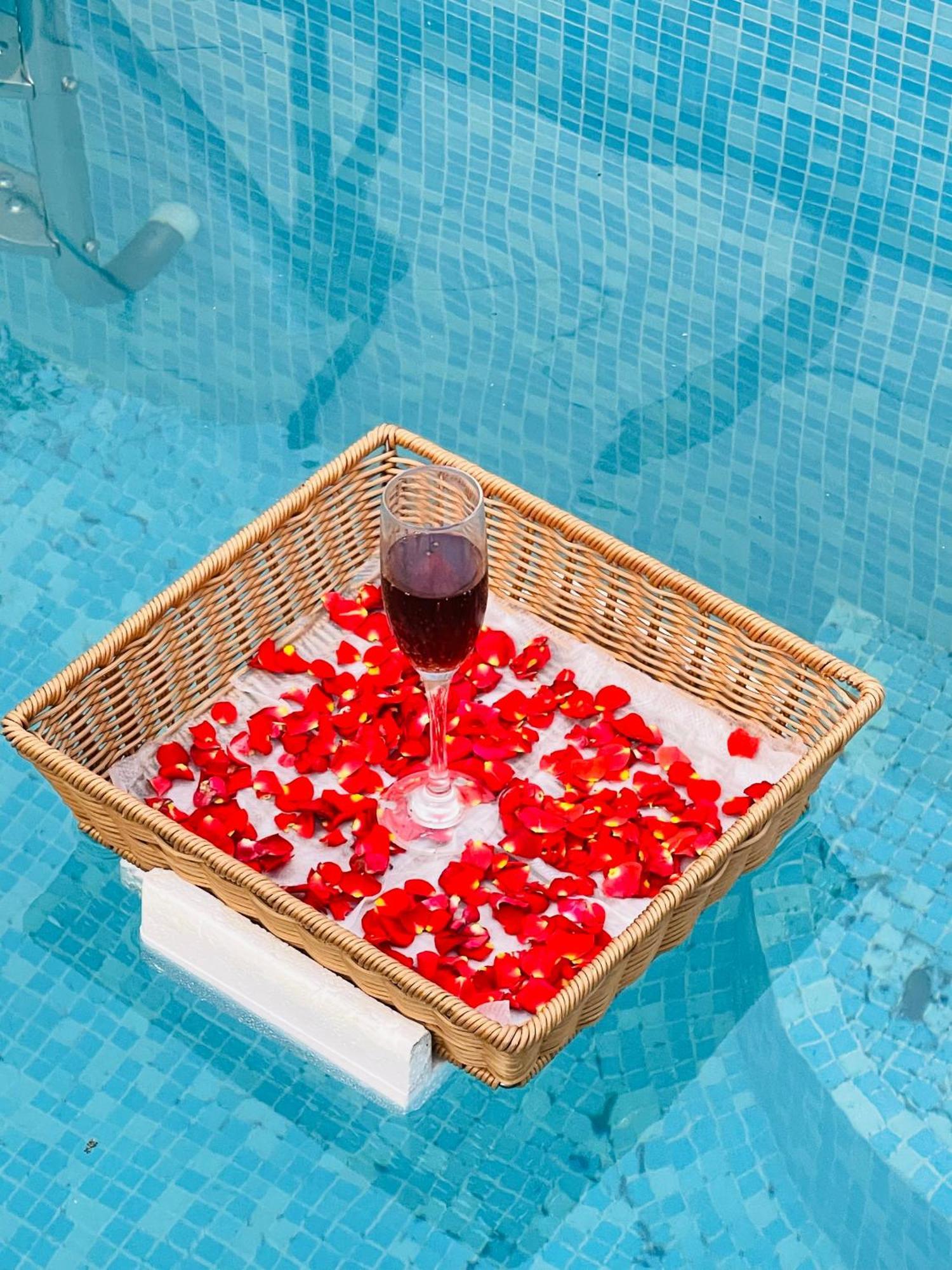 Rāmanagaram Aura Farms - Private Pool Cottages מראה חיצוני תמונה
