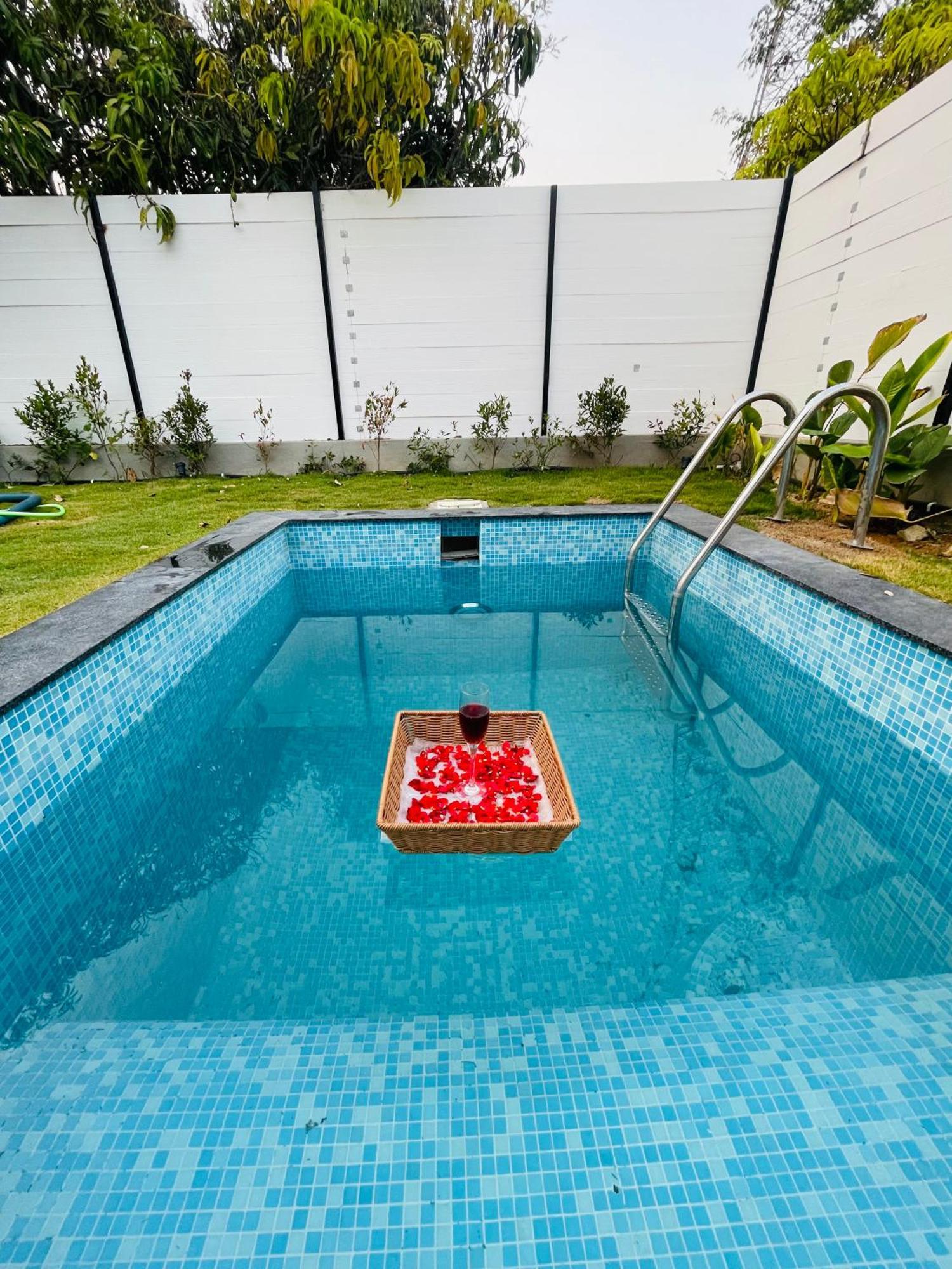 Rāmanagaram Aura Farms - Private Pool Cottages מראה חיצוני תמונה