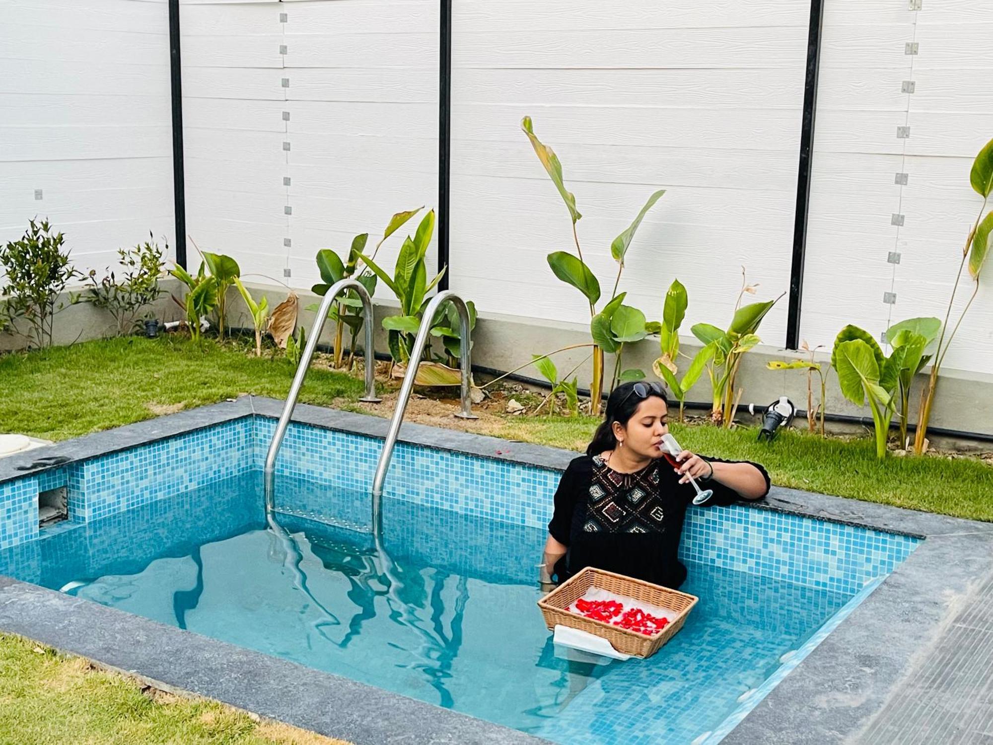 Rāmanagaram Aura Farms - Private Pool Cottages מראה חיצוני תמונה